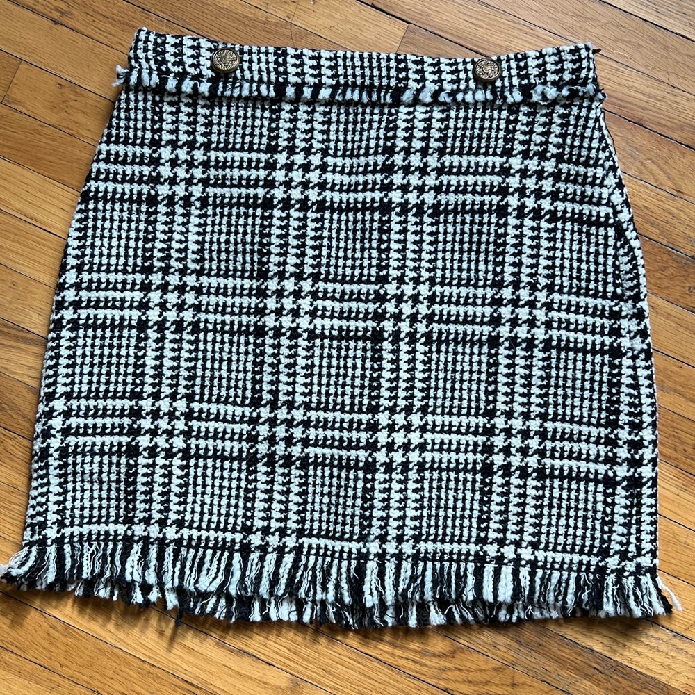 Classic Black & White Tweed Fringe Mini Skirt